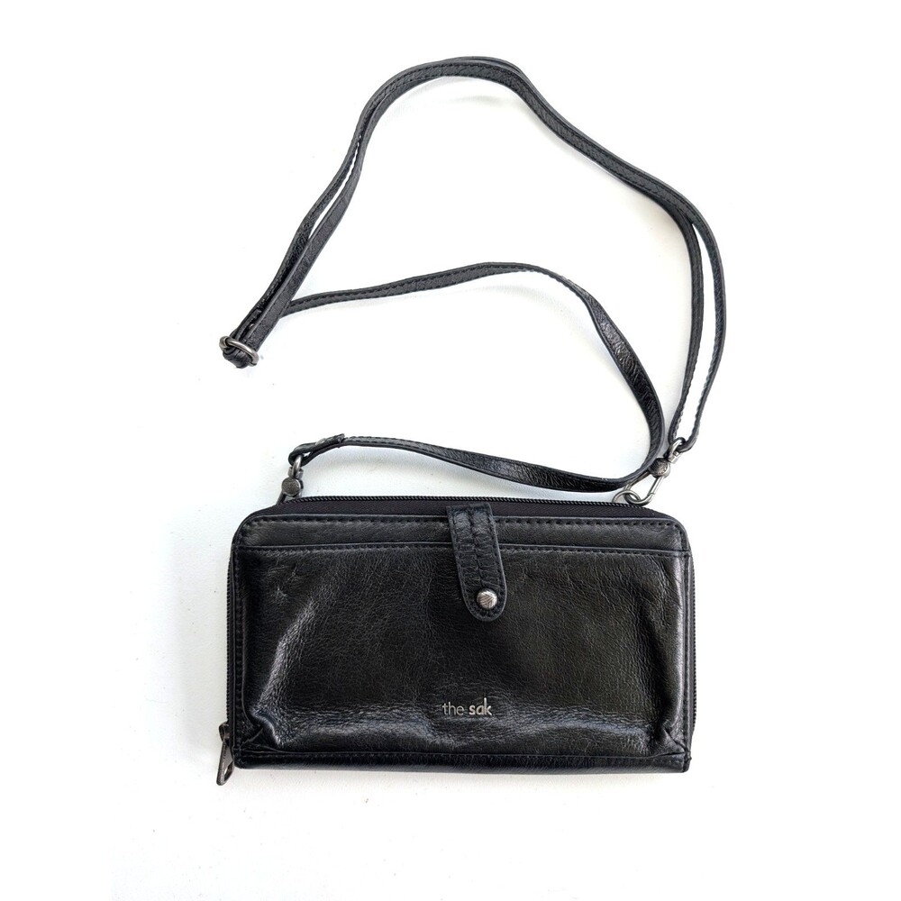 The Sak Iris Smartphone Wallet Black Leather Crossbody Organizer Purse Boho Bag